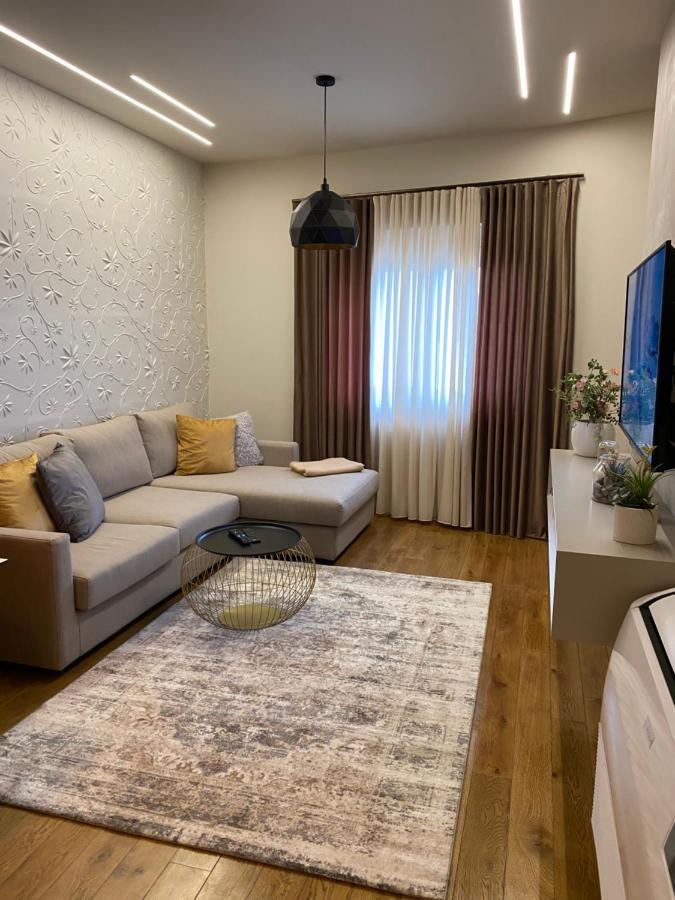 Comfort Apartament 21 Durres Exterior photo